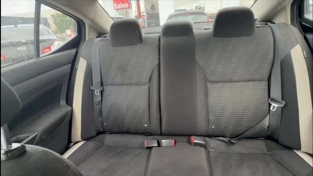 2021 Nissan Versa SV Xtronic CVT