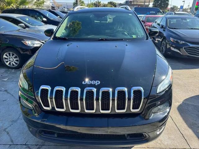 2018 Jeep Cherokee Latitude 4x4 for sale in Miami, FL