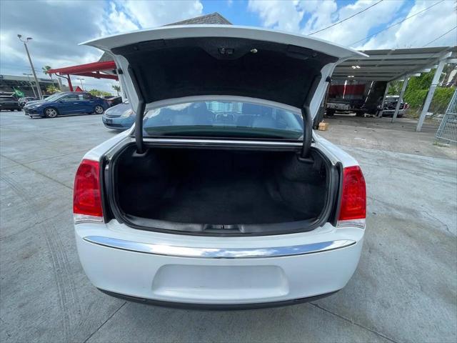 2015 Chrysler 300 Limited