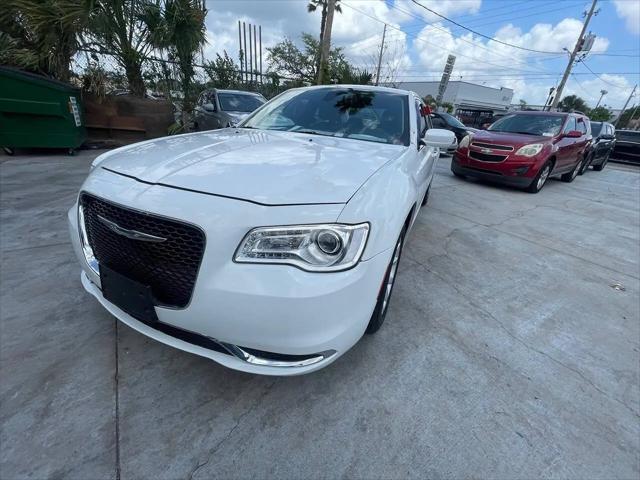 2015 Chrysler 300 Limited