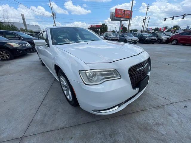 2015 Chrysler 300 Limited