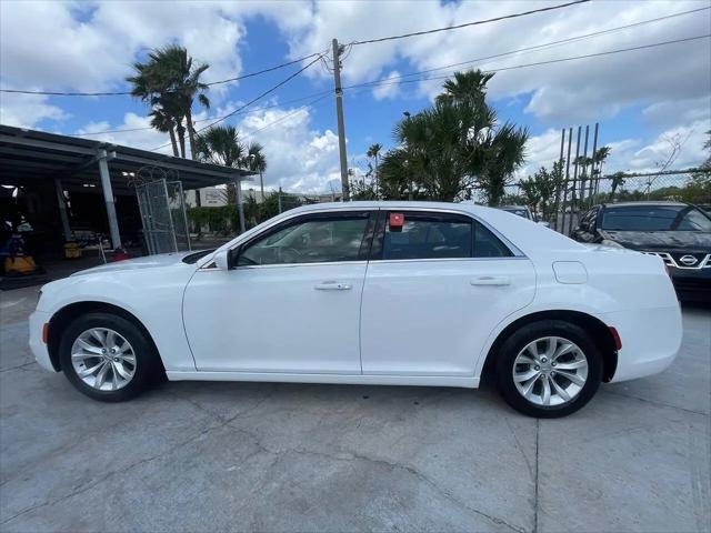 2015 Chrysler 300 Limited