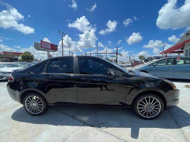 2011 Ford Focus SES