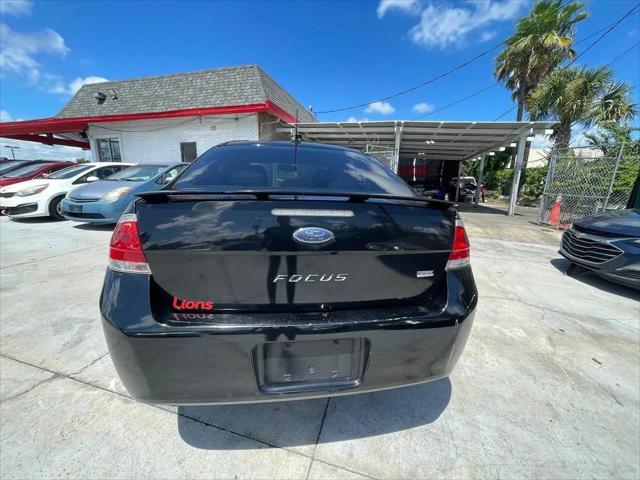 2011 Ford Focus SES