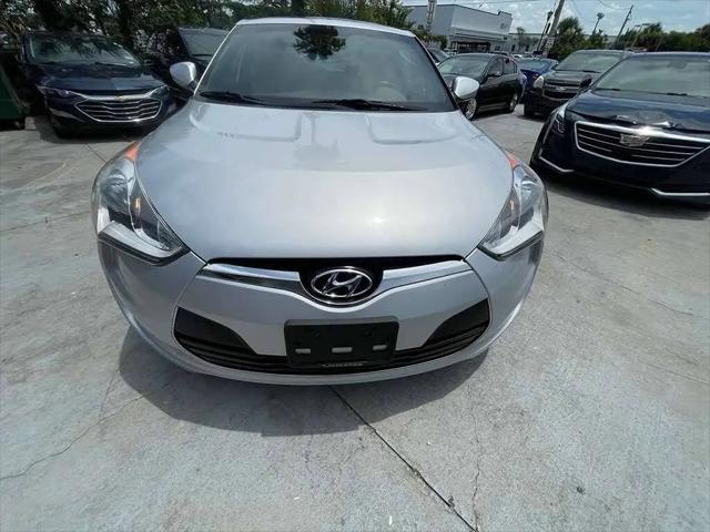2017 Hyundai Veloster Value Edition for sale in Miami, FL