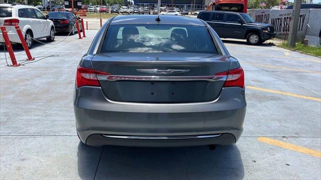 2012 Chrysler 200 Touring