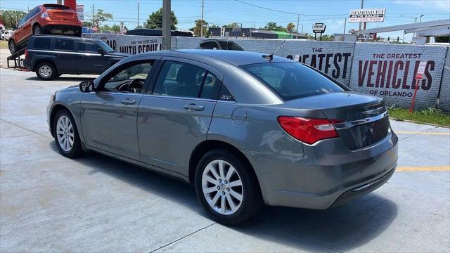 2012 Chrysler 200 Touring