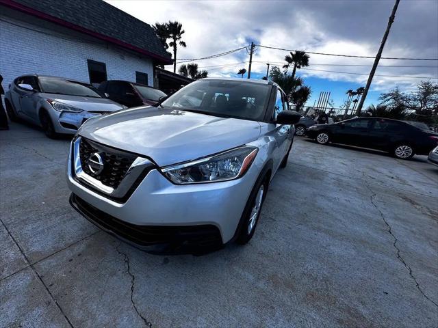 2020 Nissan Kicks S Xtronic CVT