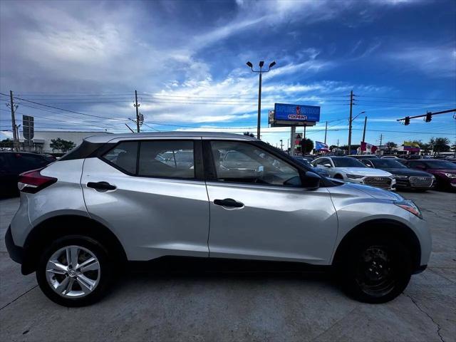 2020 Nissan Kicks S Xtronic CVT