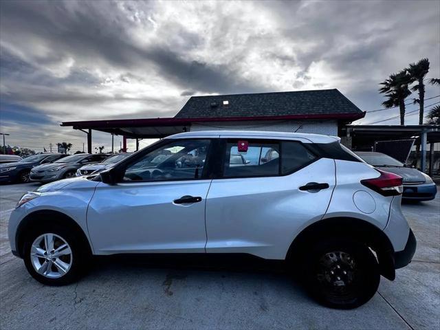 2020 Nissan Kicks S Xtronic CVT