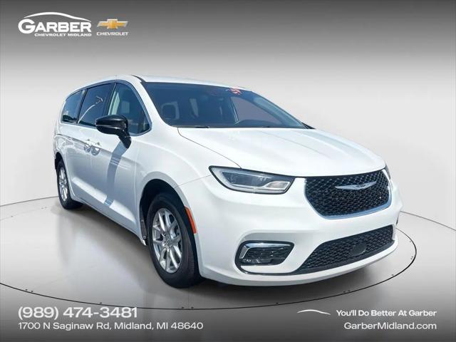 2024 Chrysler Pacifica Touring L for sale in Midland, MI