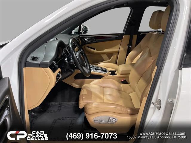 2018 Porsche Macan Macan