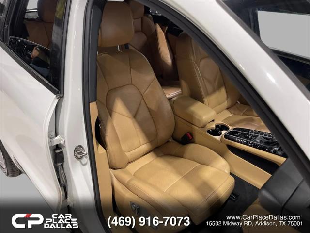 2018 Porsche Macan Macan