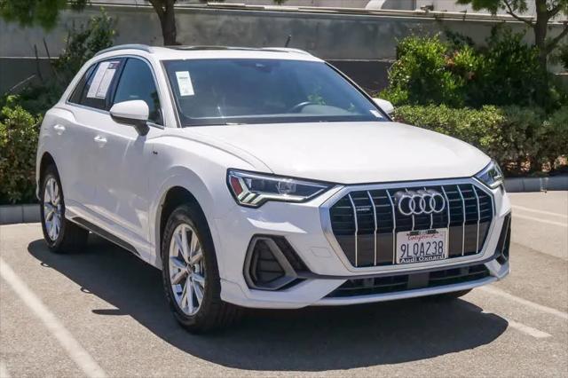 2024 Audi Q3 Premium 45 TFSI S line quattro Tiptronic