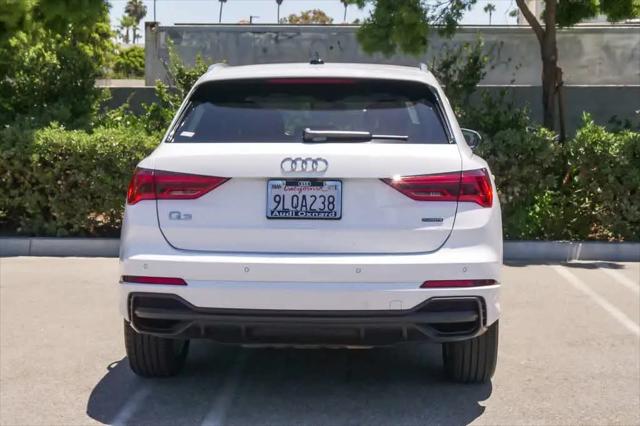 2024 Audi Q3 Premium 45 TFSI S line quattro Tiptronic