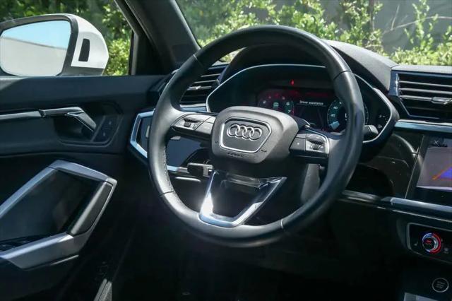 2024 Audi Q3 Premium 45 TFSI S line quattro Tiptronic