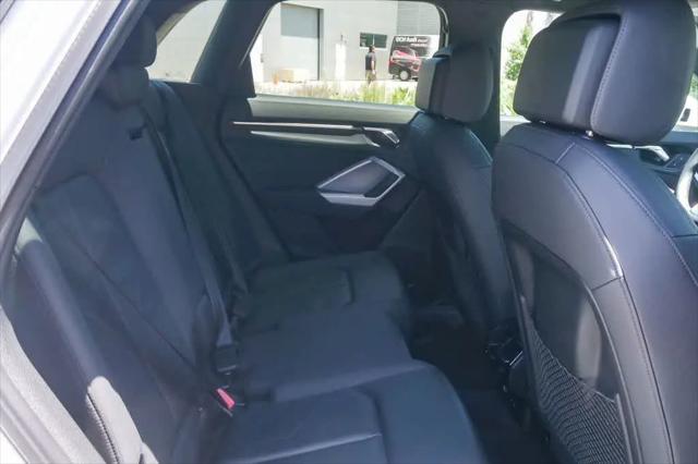 2024 Audi Q3 Premium 45 TFSI S line quattro Tiptronic