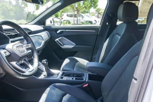 2024 Audi Q3 Premium 45 TFSI S line quattro Tiptronic