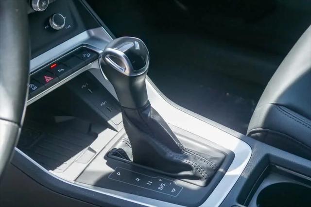 2024 Audi Q3 Premium 45 TFSI S line quattro Tiptronic