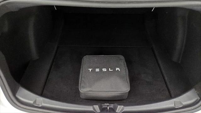 2021 Tesla Model 3 Standard Range Plus Rear-Wheel Drive