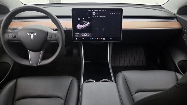 2020 Tesla Model 3 Standard Range Rear-Wheel Drive