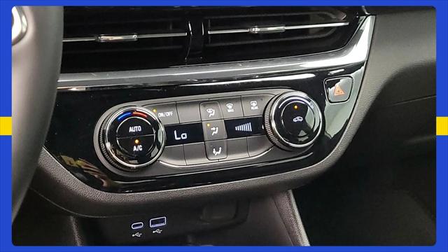 2025 Buick NV Sport Touring FWD