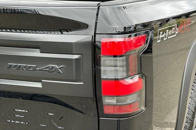 2026 Nissan Frontier Crew Cab PRO-4X 4x4