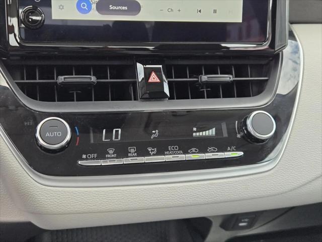 2025 Toyota Corolla LE