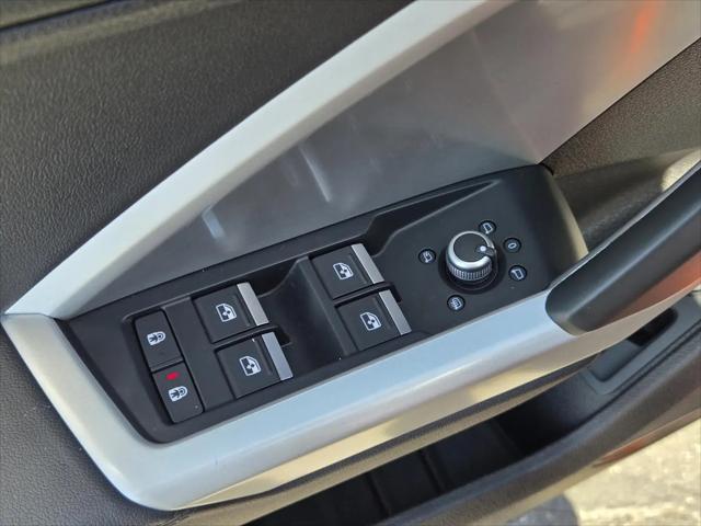 2022 Audi Q3 Premium Plus 45 TFSI S line quattro Tiptronic