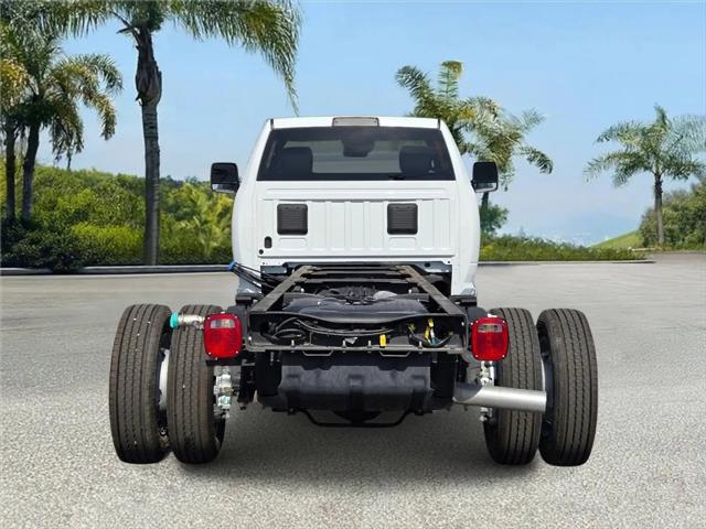 2025 Ram 5500 Tradesman/Big Horn