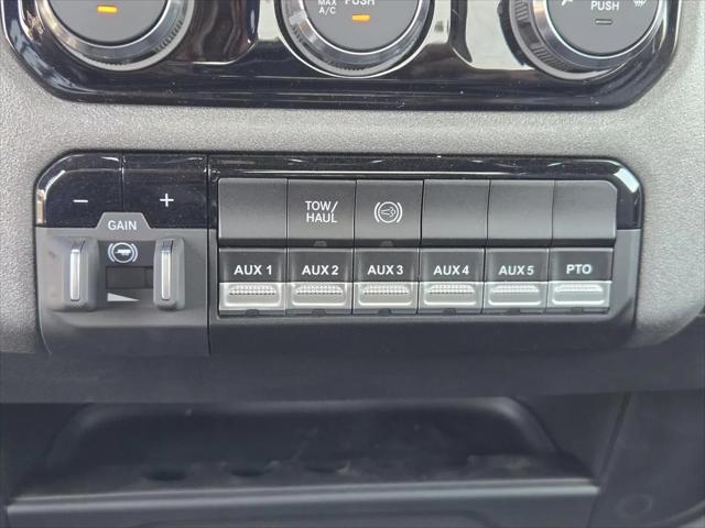 2025 Ram 5500 Tradesman/Big Horn