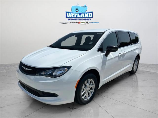 2027 Chrysler Pacifica LX for sale in Vero Beach, FL