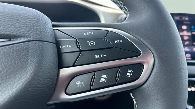 2027 Chrysler Pacifica LX