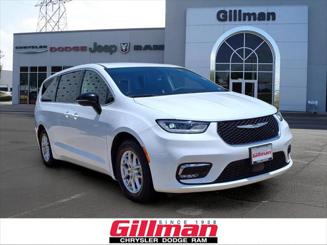 2024 Chrysler Pacifica Touring L for sale in Houston, TX