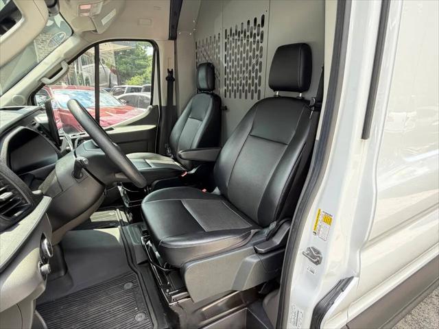 2023 Ford Transit Cargo Van T-350