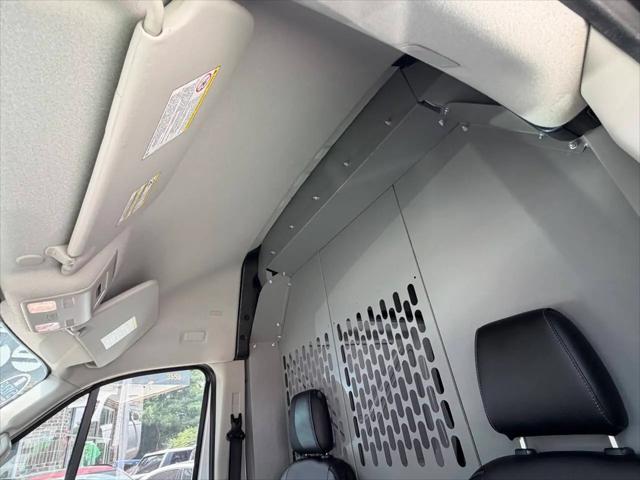 2023 Ford Transit Cargo Van T-350