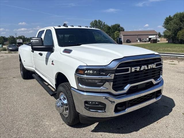 2026 Ram 3500 Tradesman Crew Cab 4x4 8 Box for sale in Wayland, MI