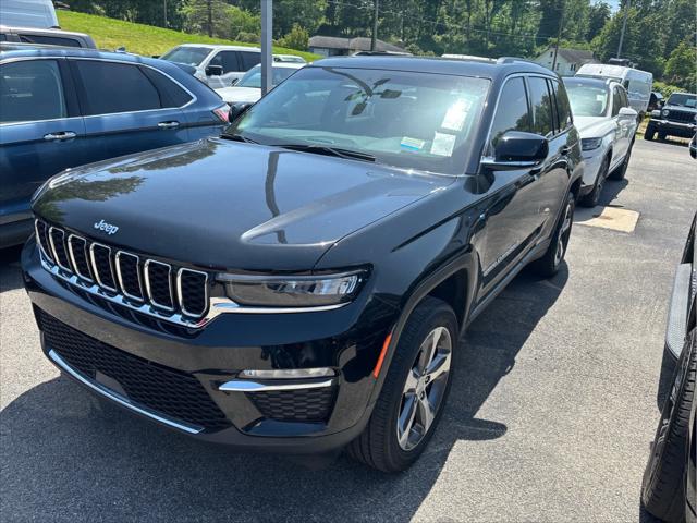 2022 Jeep Grand Cherokee 4xe Limited 4x4 2022 Jeep Grand Cherokee 4xe Limited 4x4