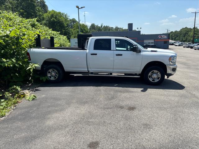 2023 RAM 2500 Tradesman Crew Cab 4x4 8 Box 2023 RAM 2500 Tradesman Crew Cab 4x4 8 Box