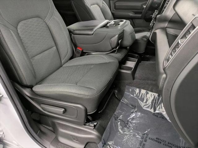 2026 Ram 1500 Express Crew Cab 4x4 57 Box