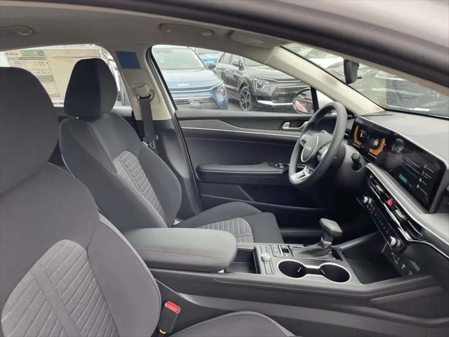 2026 Kia K5 LXS FWD