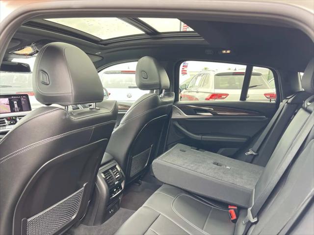 2023 BMW X4 xDrive30i