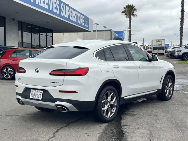 2023 BMW X4 xDrive30i