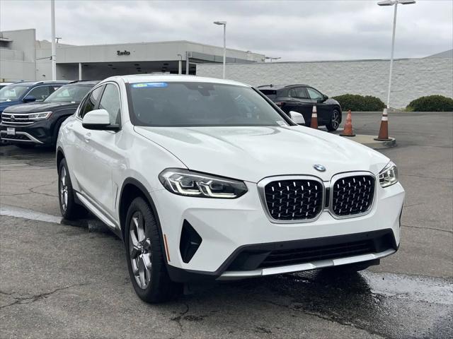 2023 BMW X4 xDrive30i