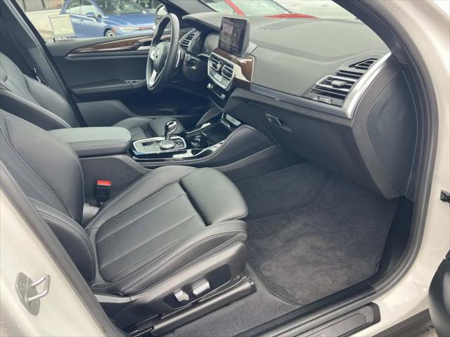 2023 BMW X4 xDrive30i