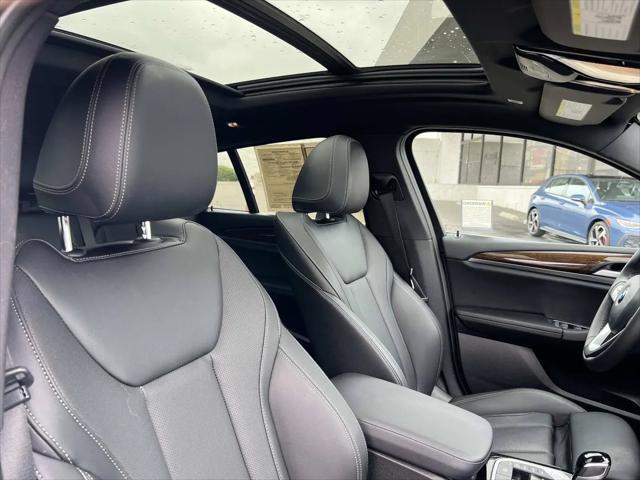 2023 BMW X4 xDrive30i