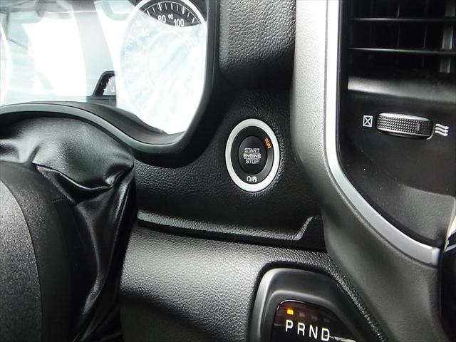 2025 Ram 1500 Big Horn Crew Cab 4x4 64 Box