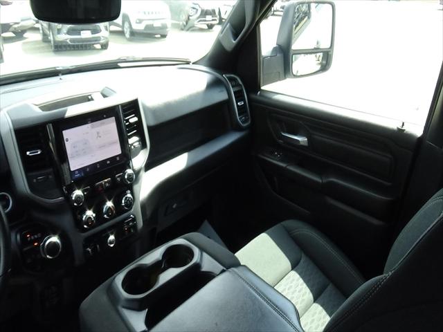 2025 Ram 1500 Tradesman Crew Cab 4x4 57 Box