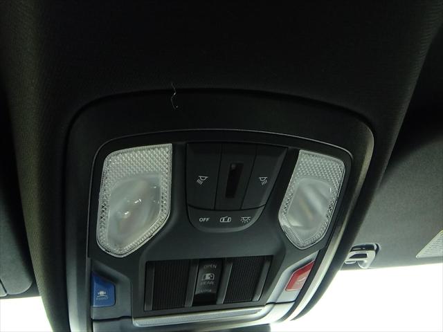 2025 Ram 1500 Tradesman Crew Cab 4x4 57 Box