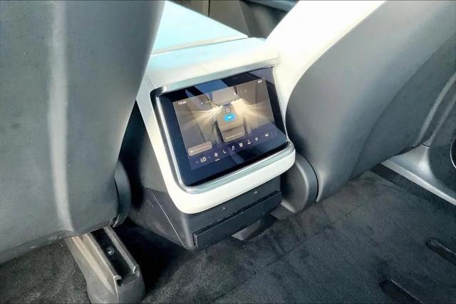 2022 Tesla Model X Dual Motor All-Wheel Drive